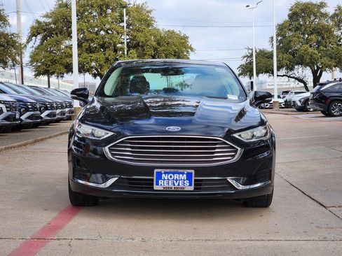 Used 2020 Ford Fusion SEL image 2