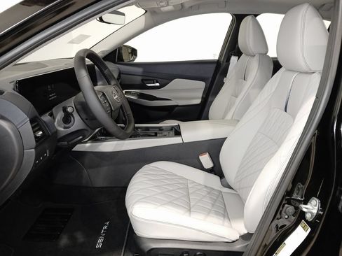 Used 2026 Nissan Sentra SL w/ Floor Mat Package FWD image 9