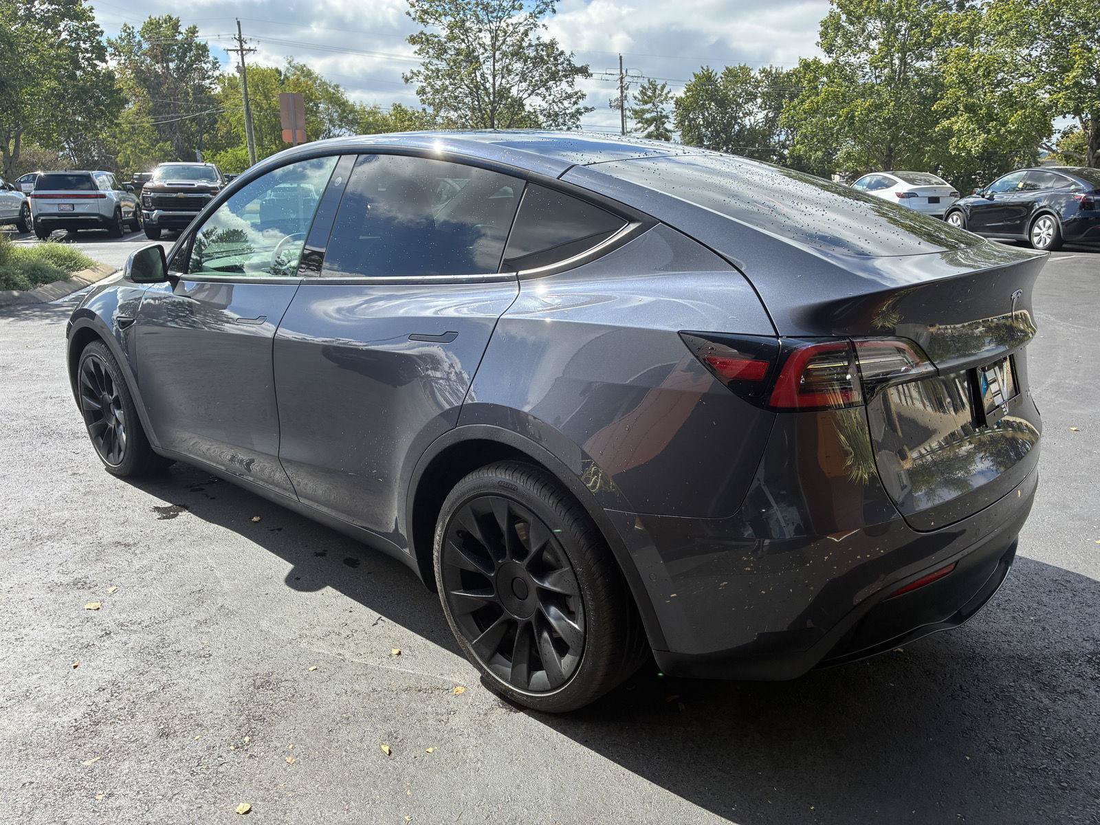 Used 2021 Tesla Model Y Long Range AWD/4WD image 20