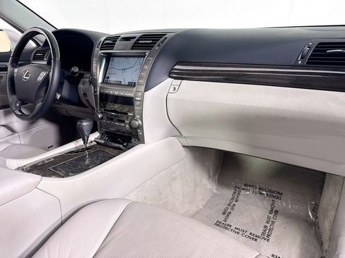 Used 2008 Lexus LS 460 image 33