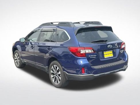Used 2016 Subaru Outback 2.5i Limited AWD/4WD image 6