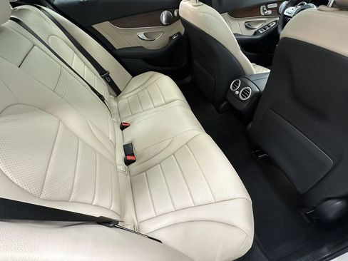 Used 2021 Mercedes-Benz C 300 4MATIC Sedan image 17