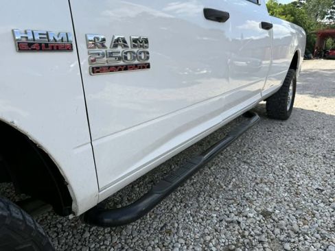 Used 2014 RAM 2500 Tradesman w/ Chrome Appearance Group AWD/4WD image 9