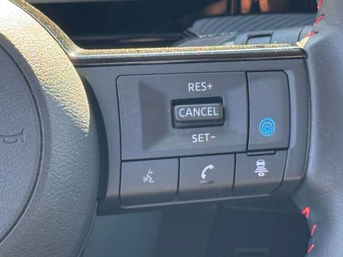 Certified 2025 Nissan Kicks SR image 16