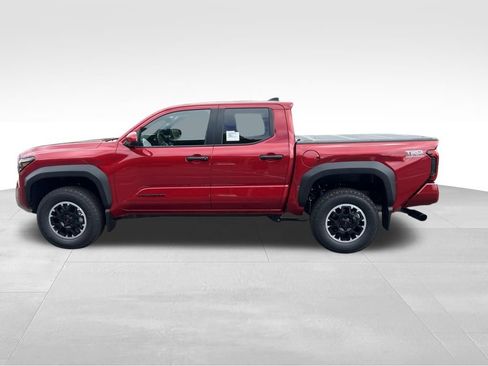 New 2026 Toyota Tacoma TRD Off-Road AWD/4WD image 2