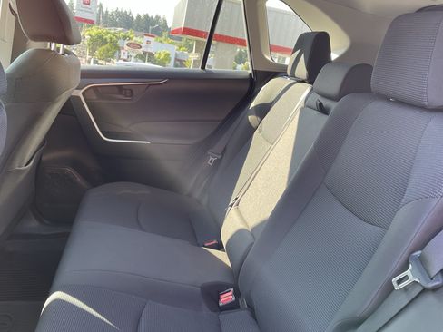 Certified 2024 Toyota RAV4 LE AWD/4WD image 13
