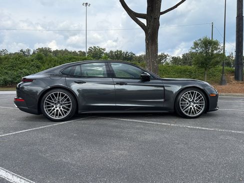 New 2025 Porsche Panamera 4 image 10