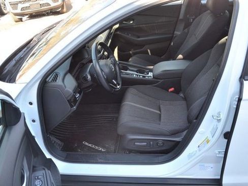 Used 2023 Honda Accord Sport image 17