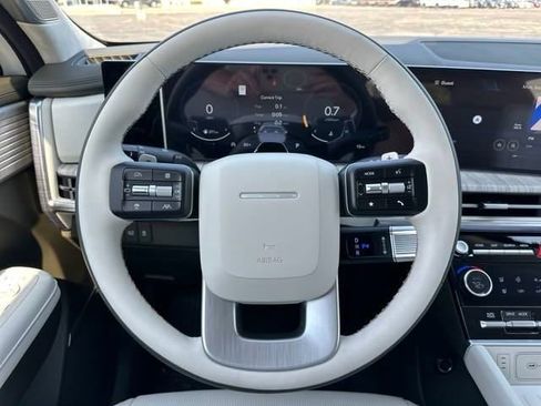 New 2025 Hyundai Santa Fe Calligraphy AWD/4WD image 11