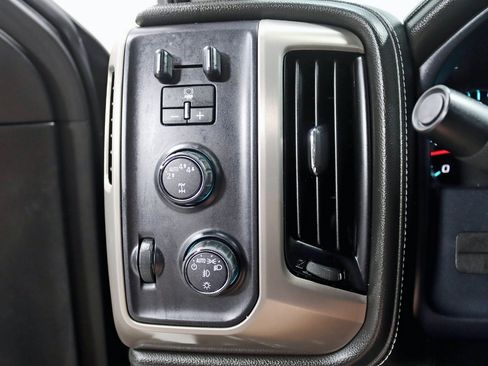 Used 2018 GMC Sierra 1500 Denali w/ Denali Ultimate Package AWD/4WD image 15