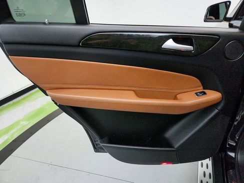 Used 2018 Mercedes-Benz GLS 450 4MATIC image 26