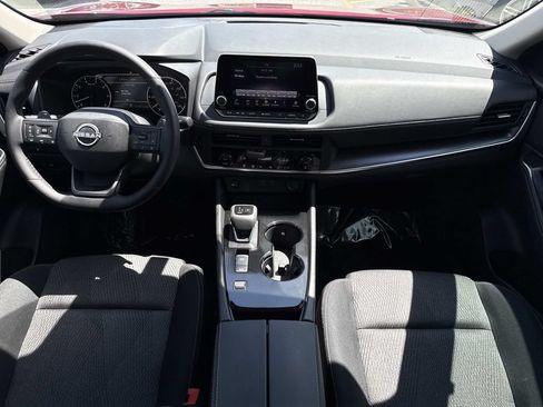 Used 2026 Nissan Rogue SV FWD image 19