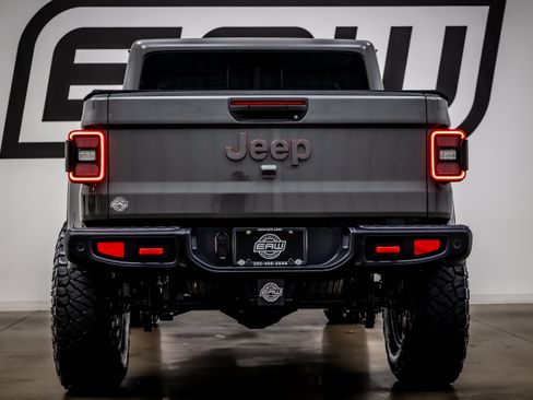 Used 2020 Jeep Gladiator Rubicon AWD/4WD image 10