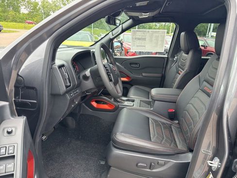 New 2026 Nissan Frontier PRO-4X w/ Pro Premium Package AWD/4WD image 9