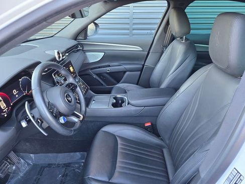Used 2024 Maserati Grecale GT image 26