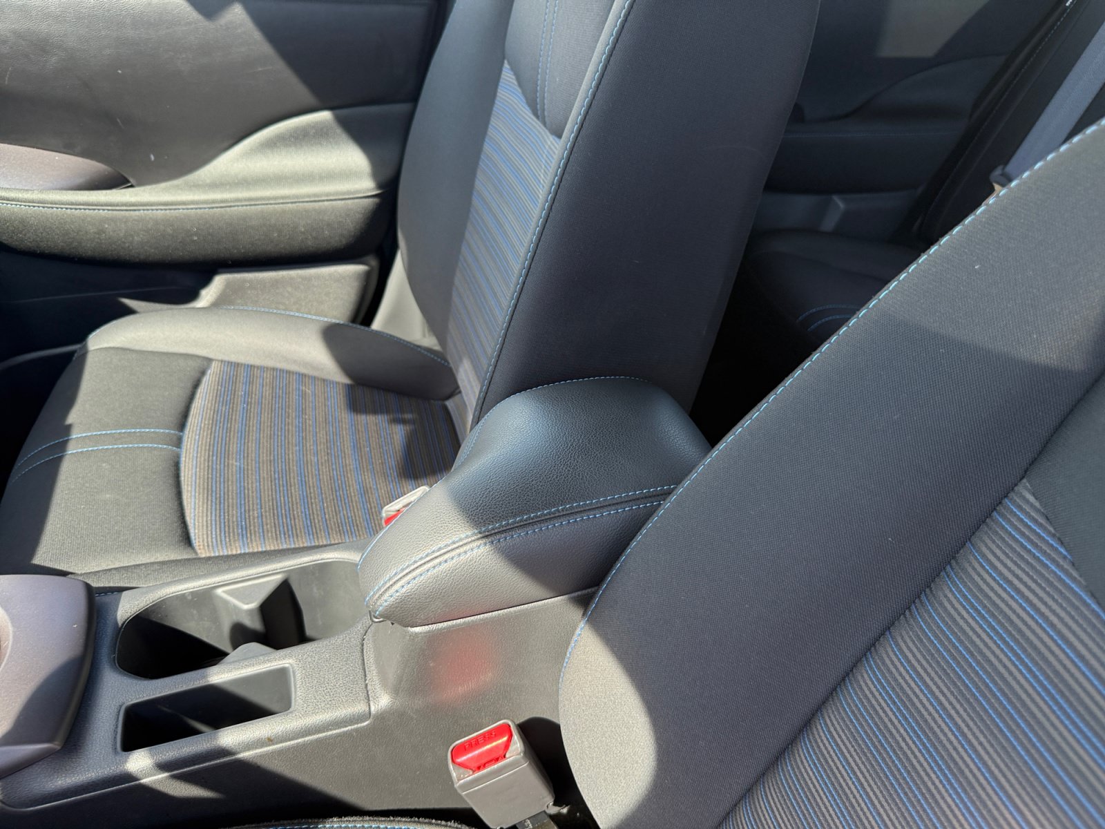 Used 2025 Nissan Leaf S FWD image 14