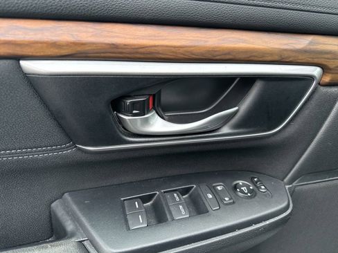 Used 2018 Honda CR-V EX image 8