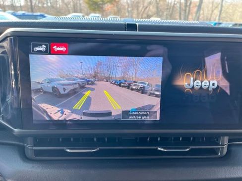 Used 2024 Jeep Wrangler Unlimited Rubicon 4xe image 42