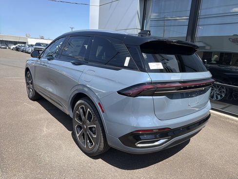 New 2026 Lincoln Nautilus Reserve AWD/4WD image 2