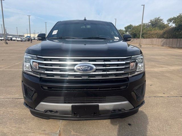 Used 2020 Ford Expedition XLT w/ Equipment Group 202A AWD/4WD image 2