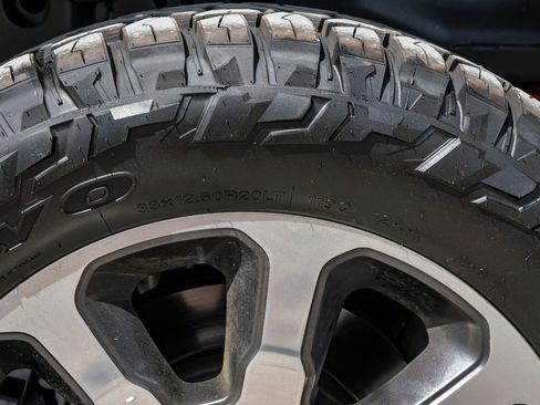 Used 2021 RAM 2500 Limited image 64