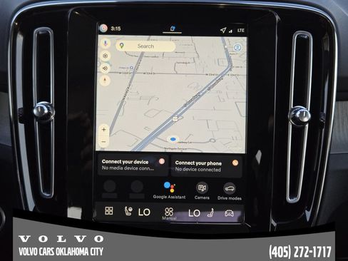 Used 2026 Volvo XC40 B4 Core w/ Protection Package Premier FWD image 16