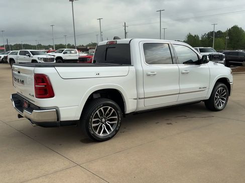Used 2025 RAM 1500 Limited image 8