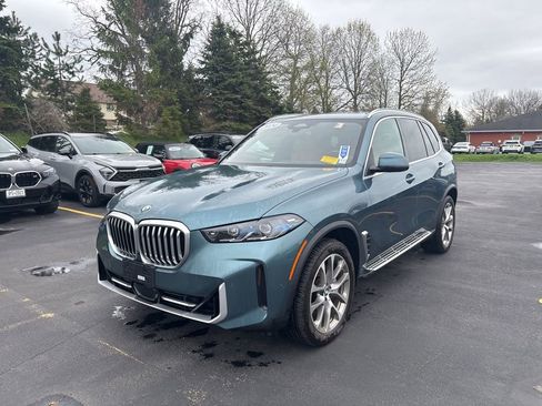 Certified 2024 BMW X5 xDrive40i w/ Premium Package AWD/4WD image 8