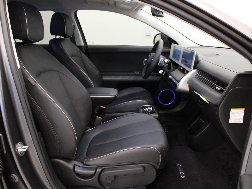 Used 2023 Hyundai Ioniq 5 SEL w/ Cargo Package AWD/4WD image 15