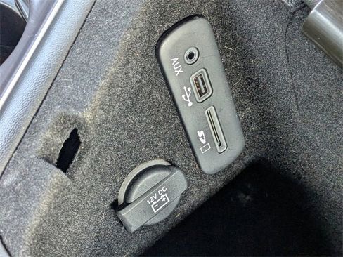 Used 2016 Dodge Challenger R/T image 24