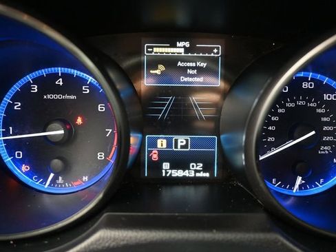 Used 2017 Subaru Outback 2.5i Limited AWD/4WD image 25