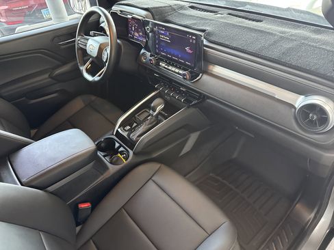 Used 2026 Chevrolet Colorado LT w/ LT Convenience Package image 13