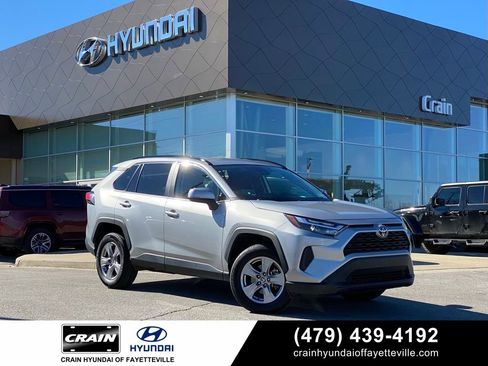 Used 2024 Toyota RAV4 XLE image 1