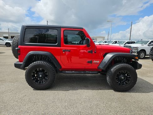 Used 2020 Jeep Wrangler Sport AWD/4WD image 2