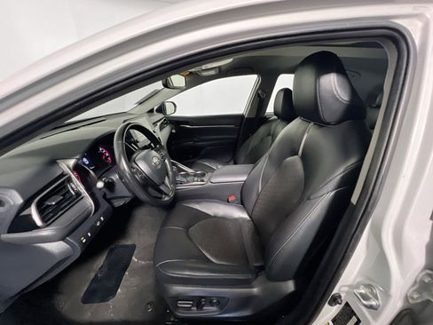Used 2024 Toyota Camry XSE FWD image 14