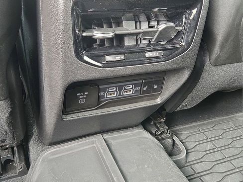 Used 2022 Jeep Grand Cherokee Trailhawk w/ Advanced Protech Group II image 17