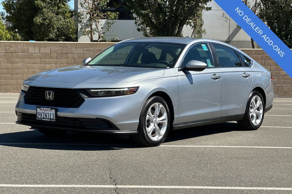 Used 2025 Honda Accord LX image 8