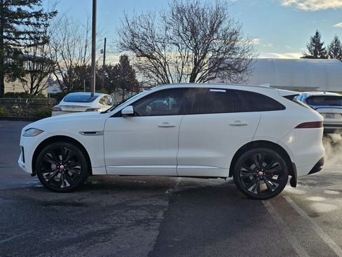 Used 2018 Jaguar F-PACE S image 4