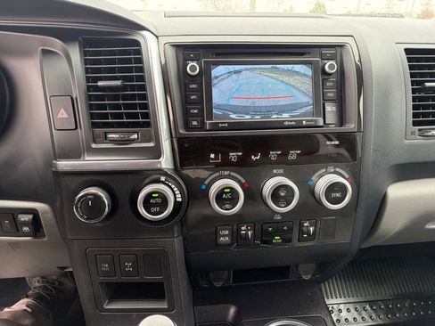 Used 2019 Toyota Sequoia Limited w/ Safety & Convenience Package AWD/4WD image 35