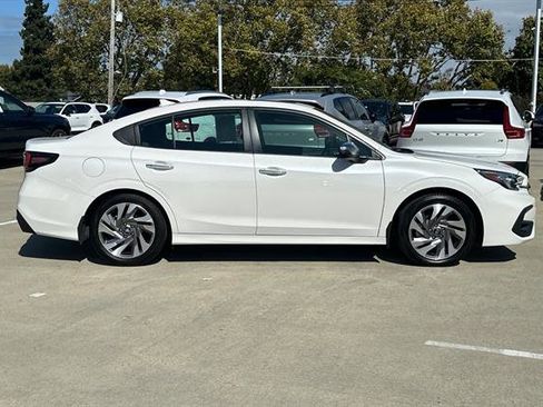 Used 2023 Subaru Legacy Touring XT image 2