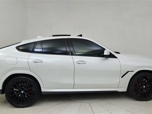 Used 2023 BMW X6 xDrive40i w/ M Sport Package image 6