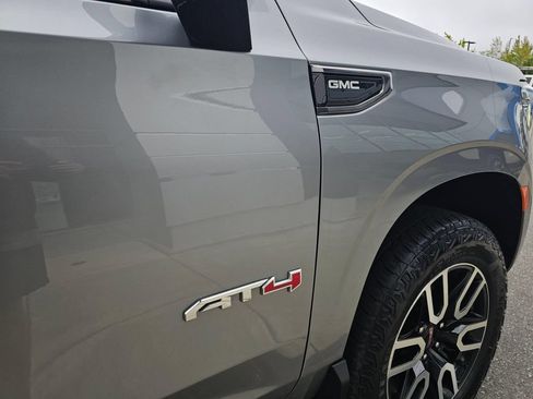 Used 2024 GMC Yukon XL AT4 w/ Technology Package AWD/4WD image 10
