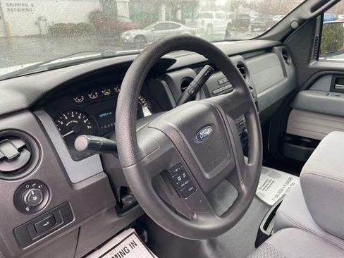Used 2012 Ford F150 STX w/ STX Decor Pkg image 5