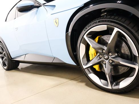 Used 2025 Ferrari Purosangue AWD/4WD image 23