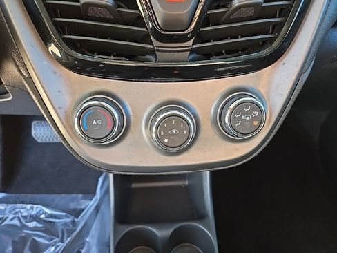 Used 2022 Chevrolet Spark LS image 28