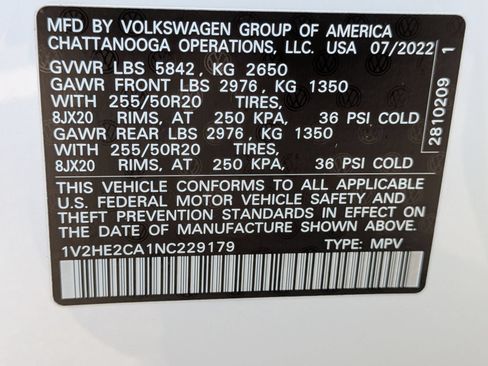 Used 2022 Volkswagen Atlas Cross Sport SE AWD/4WD image 40