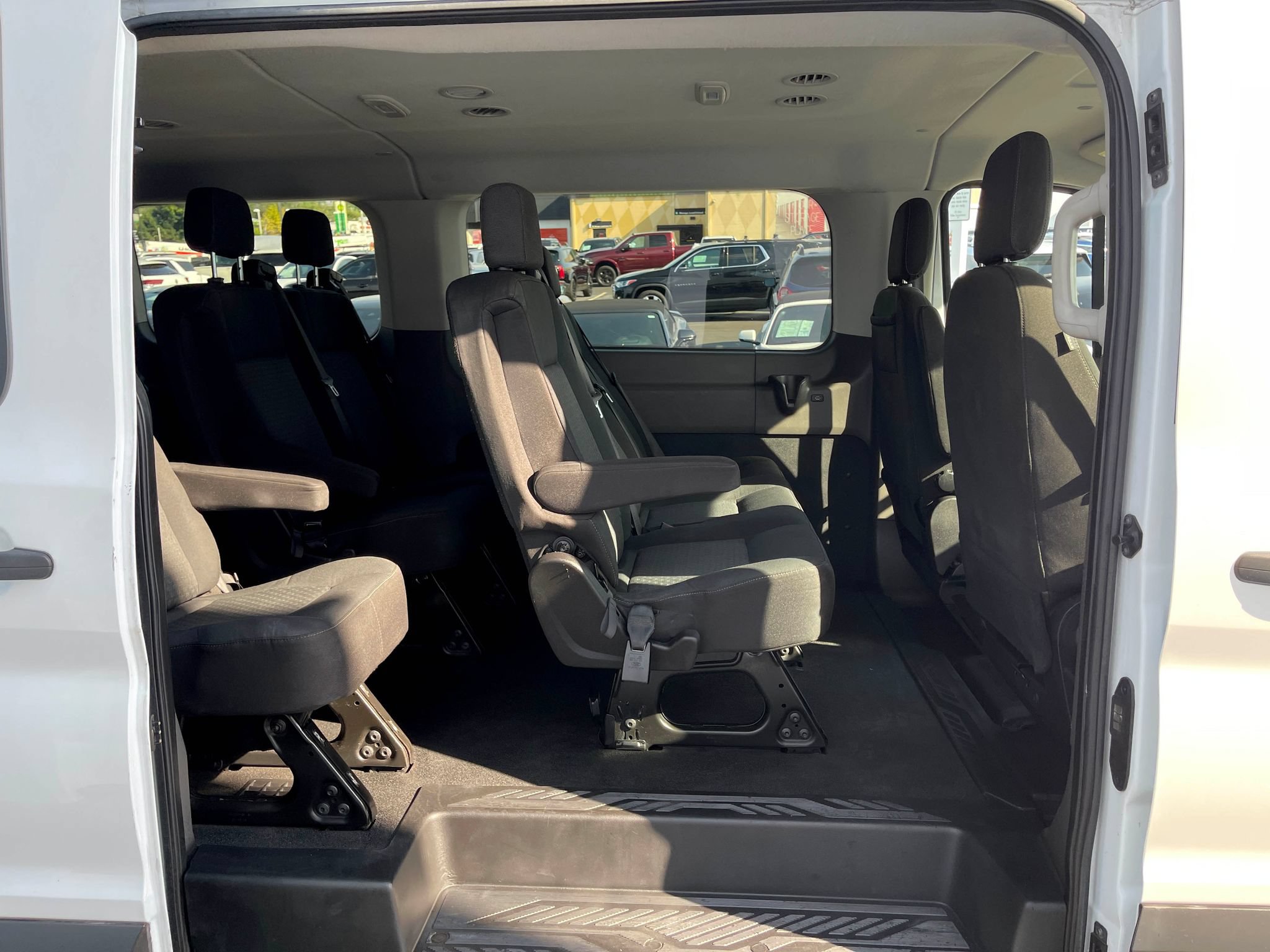 Used 2021 Ford Transit 350 XLT RWD image 25