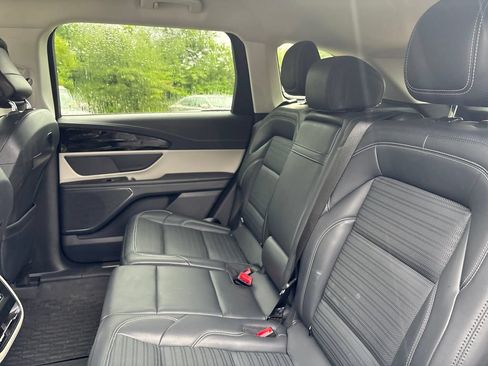 Certified 2024 Lincoln Nautilus Reserve AWD/4WD image 13