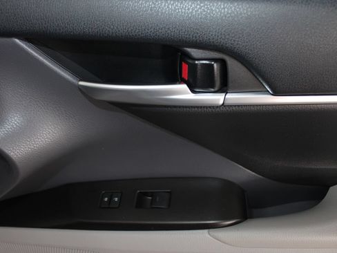 Used 2024 Toyota Camry LE FWD image 39