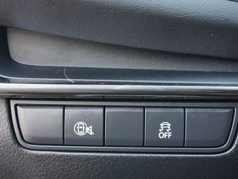 Used 2024 MAZDA MAZDA3 s image 27